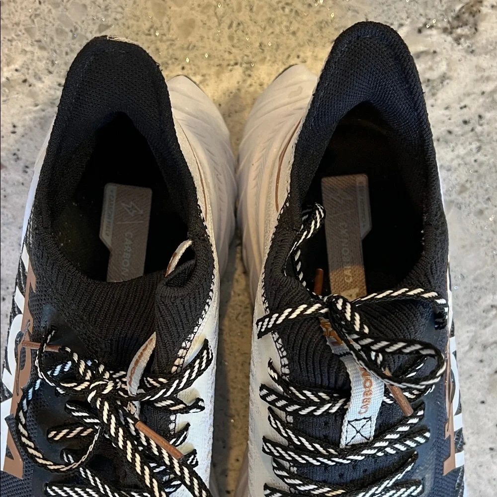 HOKA Hoka One One Running Carbon Black Athletic Shoes Size 8 - Picture 5 of 10